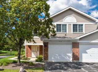 216 W Happfield Dr, Arlington Heights, IL 60004