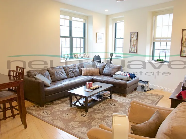 10 Columbus Sq #2 — Photo 1