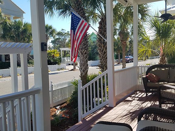 100 Yards to the Water!