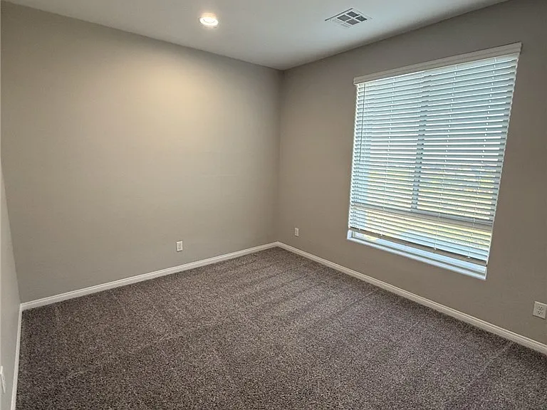 11673 Redwood Mountain Ave — Photo 12