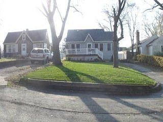 2nd image of 7725 Brook Dr