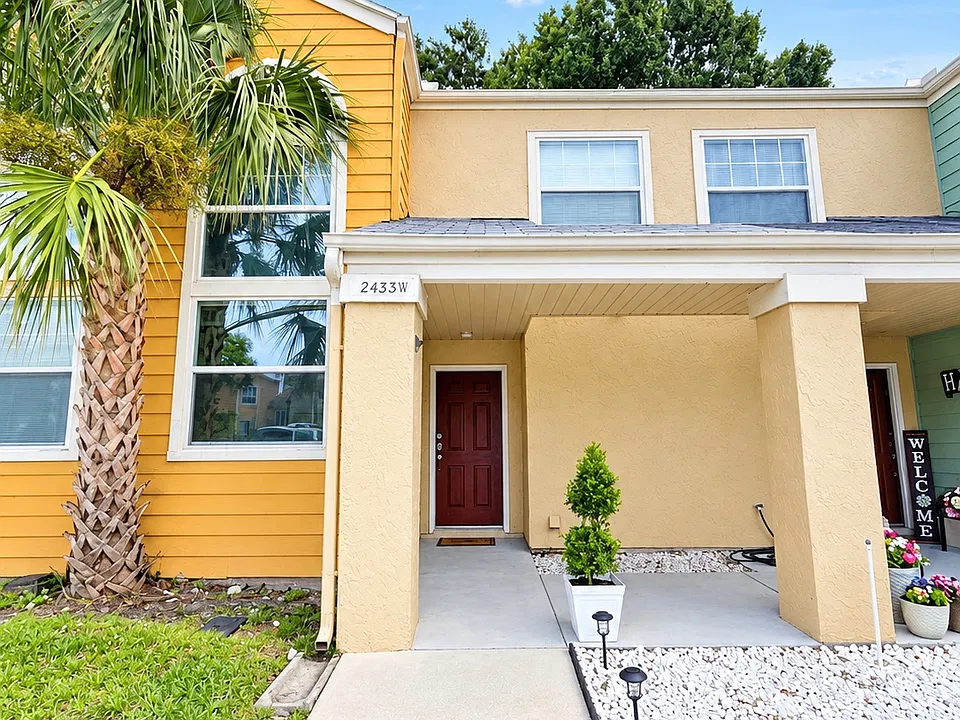 2433 Summerfield Way