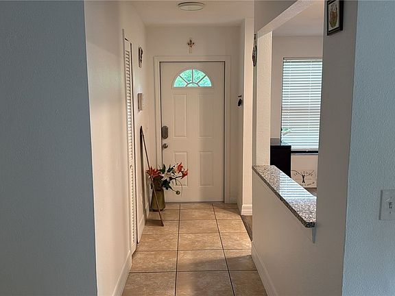 5th image of 17430 Dumont Dr #434