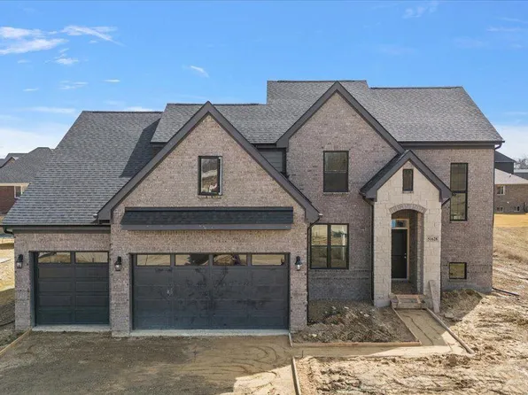 51628 Scenic Ct, Chesterfield, MI 48051