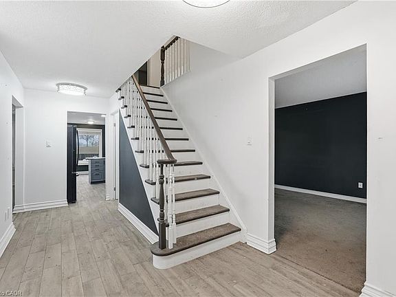 3rd image of 138 Rowntree Dr