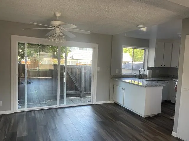 4439 Fairlands Dr — Photo 5