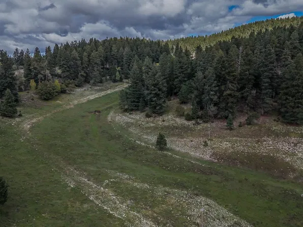 181 Sunspot Hwy, Cloudcroft, NM 88317