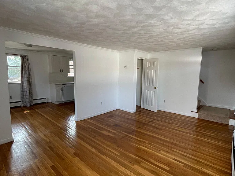 28 East St — Photo 6