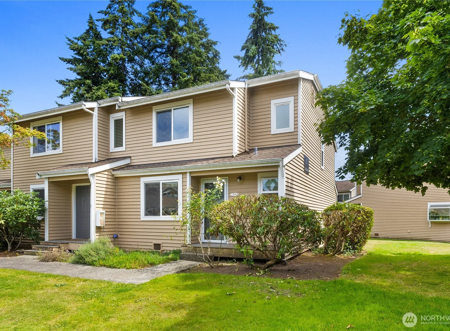 Highland Village Condo — Photo 2