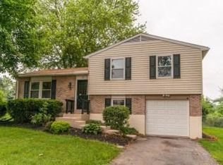 90 Summer Ln, Lititz, PA 17543