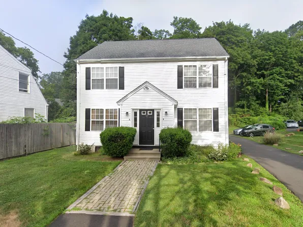 19 N Harbor St #B, Branford, CT 06405