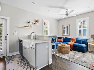 69 Congress St #B, Charleston, SC 29403