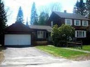 249 7th St, Auburn, ME 04210