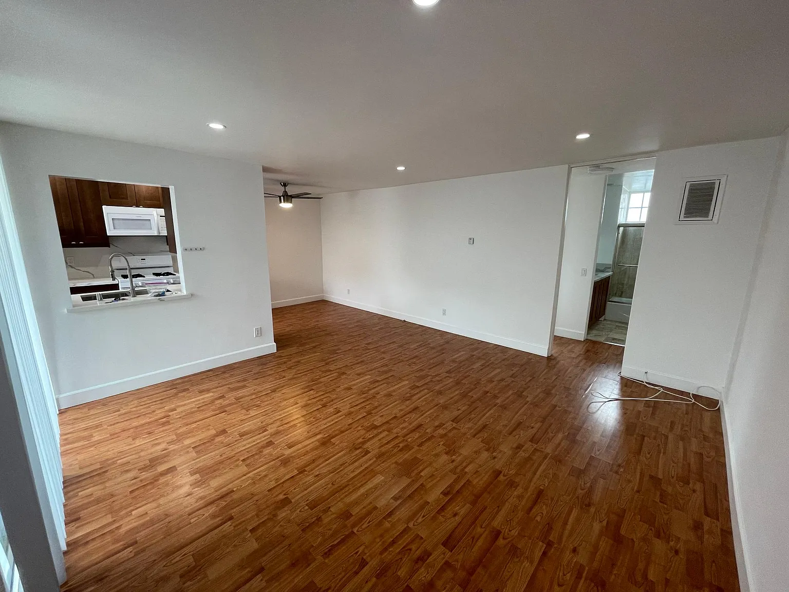 1 bed, 800 sqft, $2,595 — Photo 2