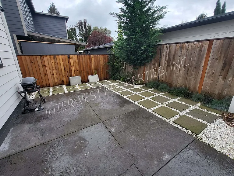 7114 NE 8th Ave #A — Photo 19