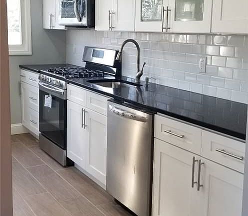 5th image of 37 Kinkel St