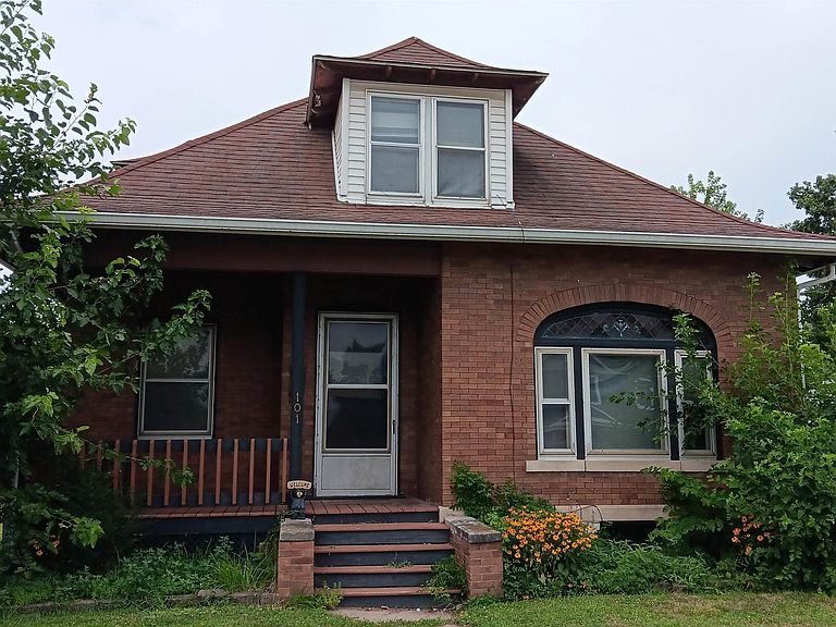 Listing photo 4