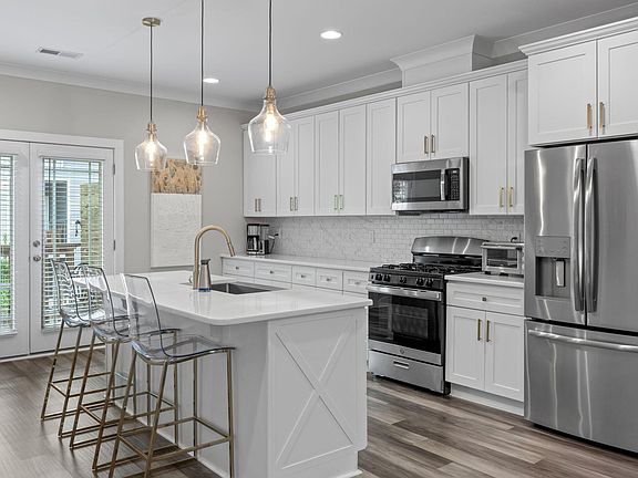 2nd image of 317 Luxe Hall Ln
