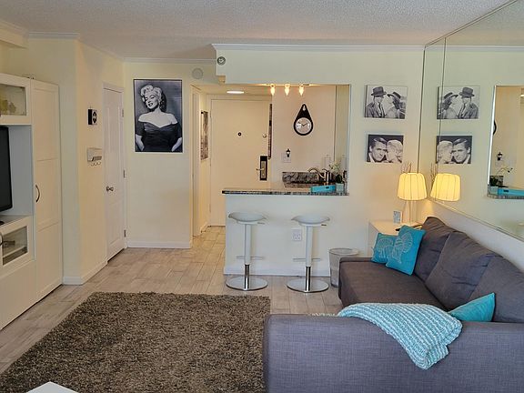 4th image of 313 S Atlantic Ave #5020