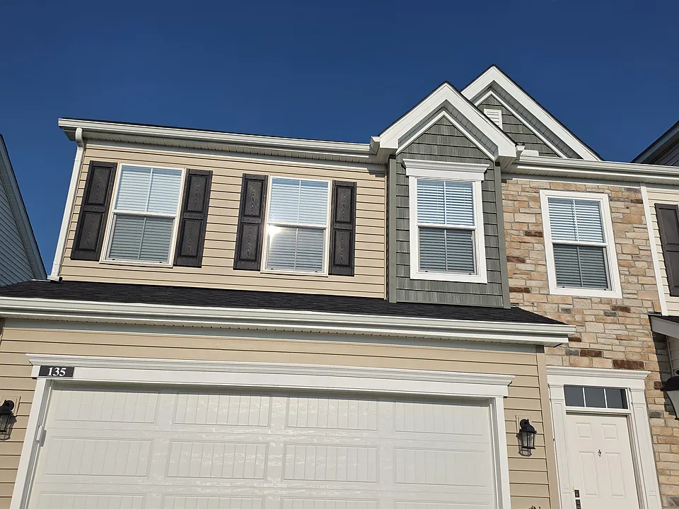 135 Lenell Loop