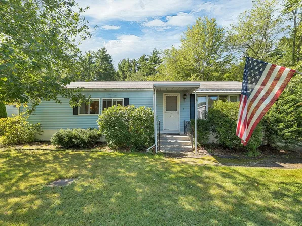 21 Sir Lancelot Drive, Exeter, NH 03833