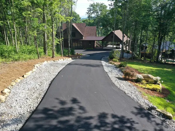 71 Springhead Trail, Cullowhee, NC 28723