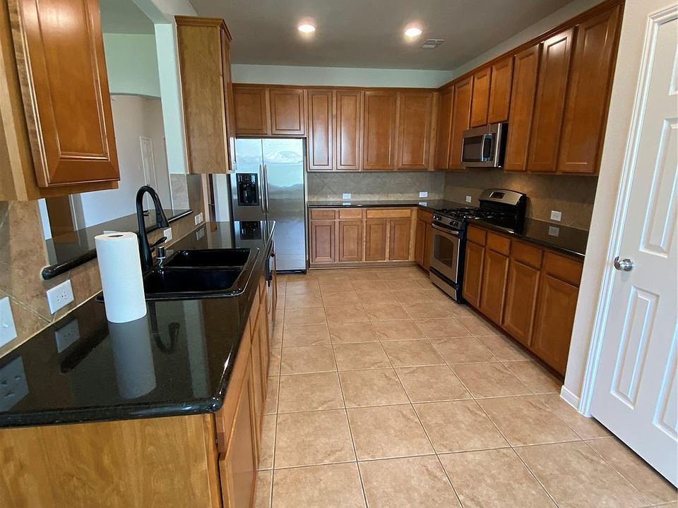1st image of 4022 Windmill Creek Dr