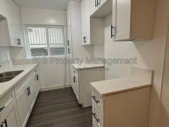 5th image of 10212 Tujunga Canyon Blvd #2