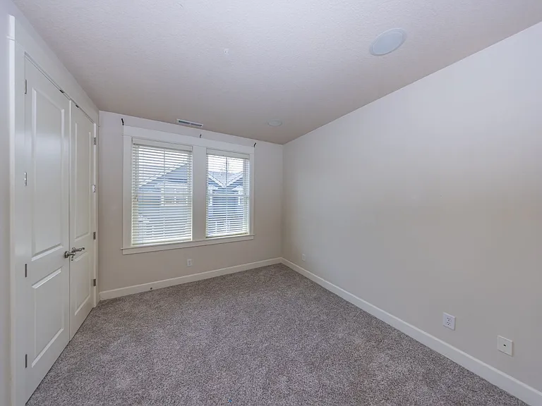 7812 NW Quinault St — Photo 11