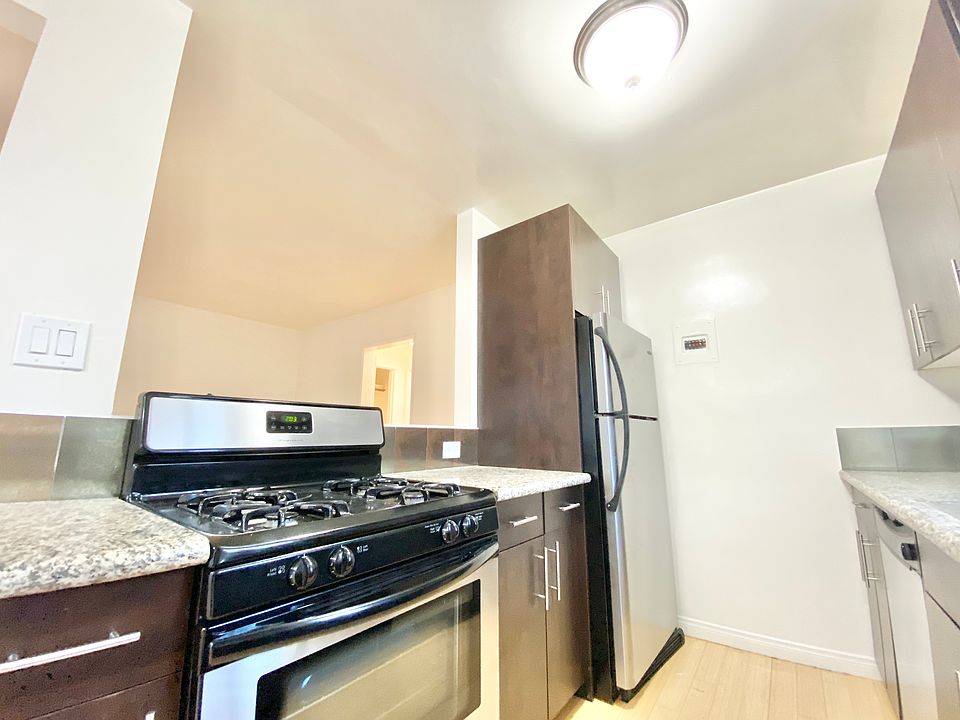 1st image of 924 Hancock Ave #7B