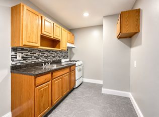 386 Stuyvesant Ave APT 16, Irvington, NJ 07111