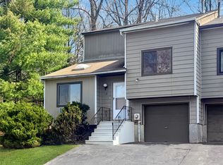 18 Spruce Court, Fishkill, NY 12524