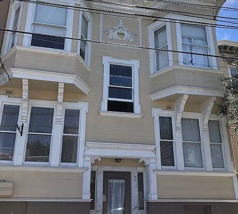 3rd image of 365 29th St APT 3