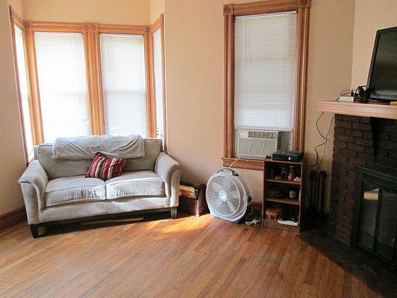 4th image of 18 Harrison Ave
