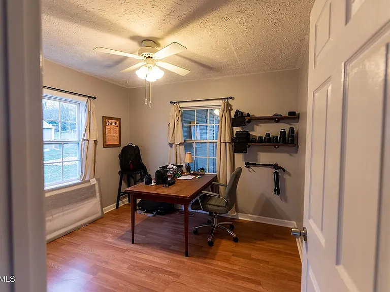 1133 Fair Dr — Photo 12