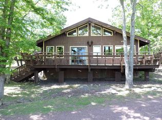 22 Girard St, Bear Creek Township, PA 18702