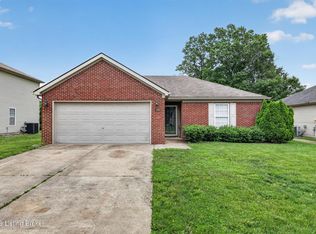 4523 Shelvis Dr, Louisville, KY 40216