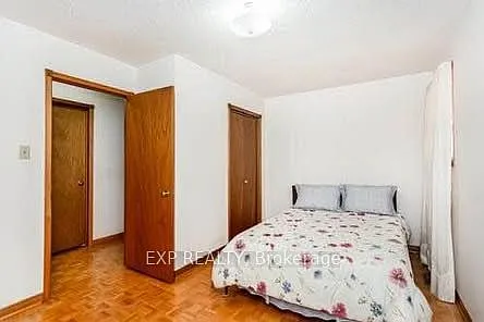 4308 Curia Cres #UPPER — Photo 11