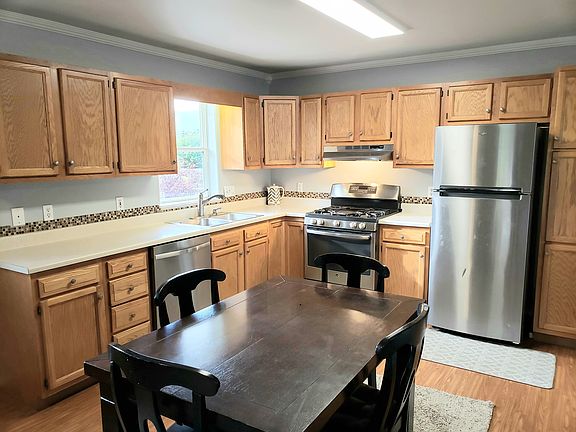 Appliances included!