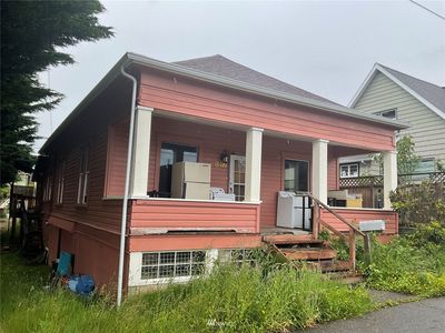 1017 Commercial Street, Raymond, WA, 98577