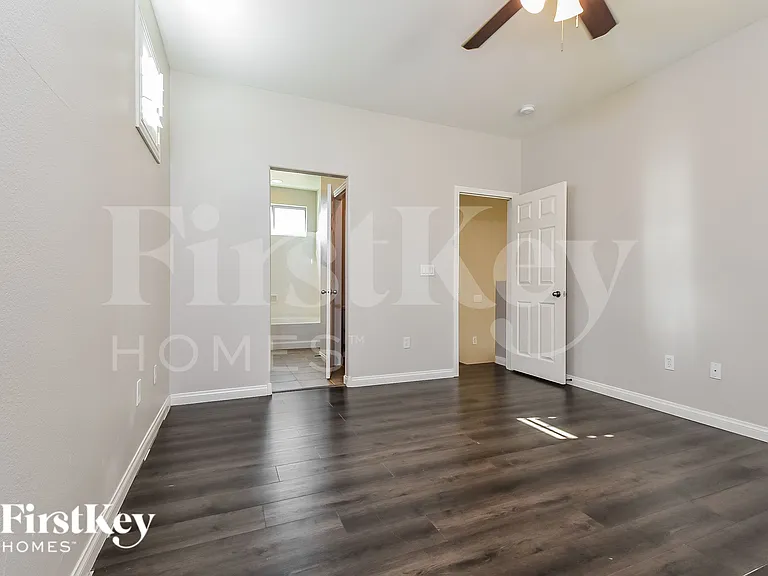 7580 Alexander Hills St — Photo 8