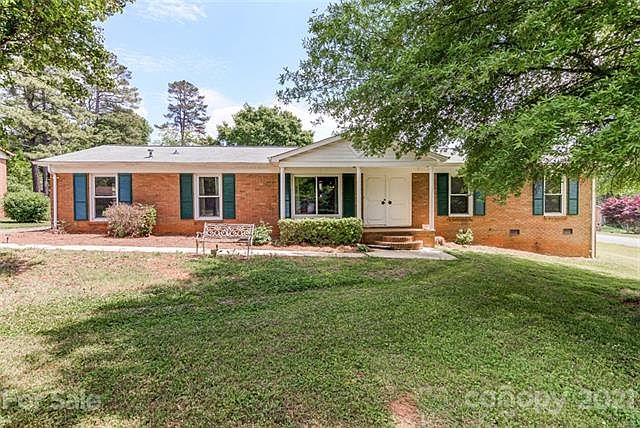 1st image of 9590 Pleasant View Ln