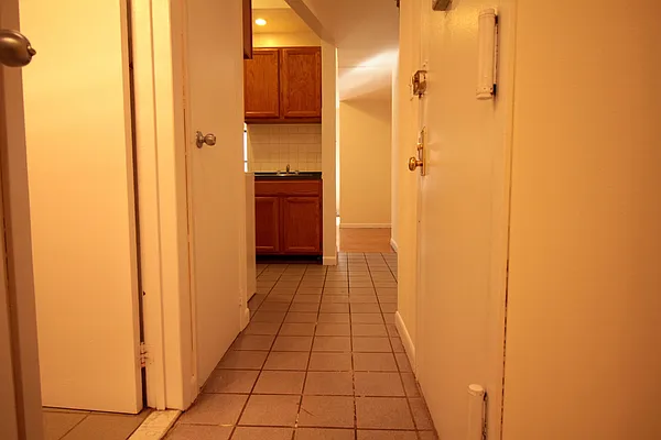 Rented by J Misrahi Realty Corp | media 4