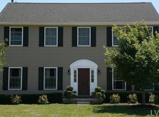 9564 Dogwood Ln, Breinigsville, PA 18031