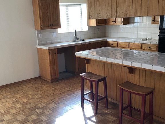 5th image of 2427 Plumwood Way
