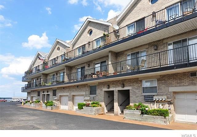 1st image of 10 Pennyfield Ave #9-2
