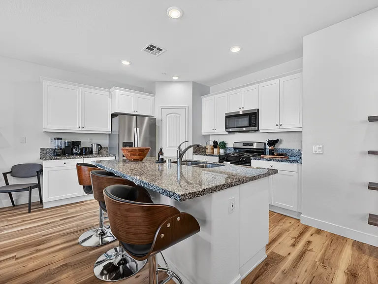 12628 Ojo Caliente St — Photo 5