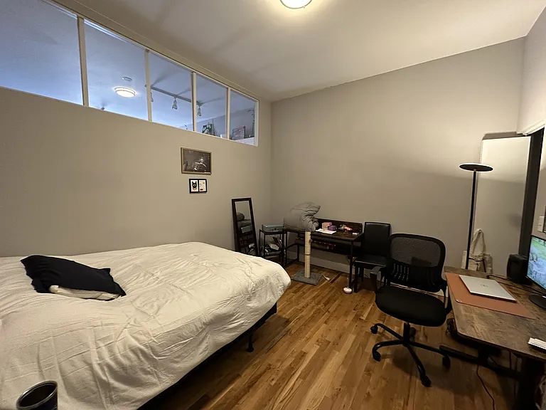 1433 N Milwaukee Ave — Photo 10