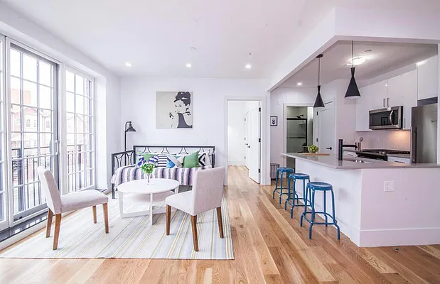 Rented by New York Casas Ltd. | media 1