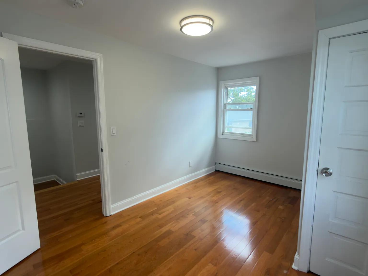 4 bed, 1850 sqft, $4,200 — Photo 3